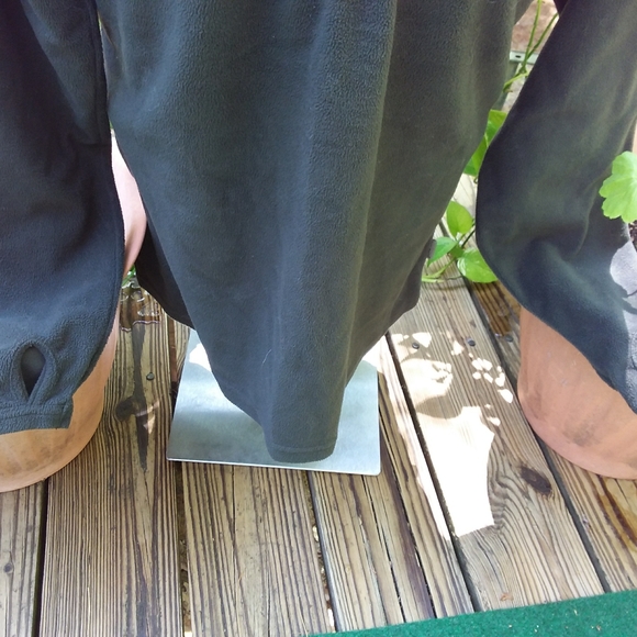 Woolrich Men's Pullover Sweater - Picture 6 of 9